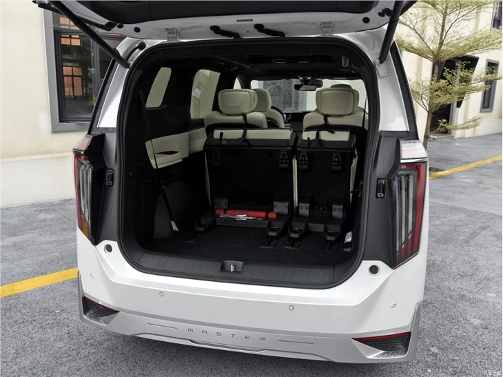 2023 New GAC Trumpchi M8 MPV PHEV