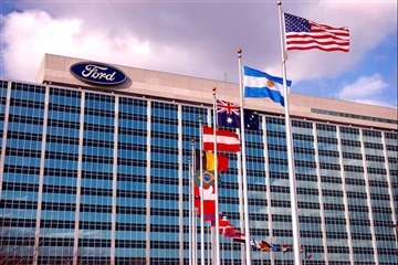 Ford planlegger ny runde med permitteringer, med mål om å kutte kostnadene me...