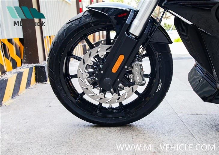 Benda LFC 700 Motorcycle