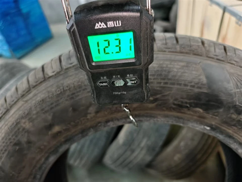 225 60R16 (5)