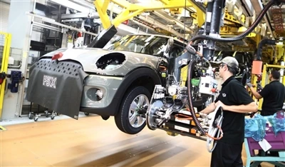 Storbritannias bilproduksjon faller nesten 18 % år-på-år i januar
